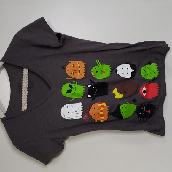 Halloween V-neck Tee - Picture 1 of 3